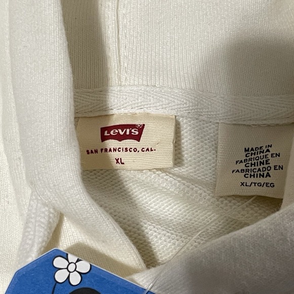 Levis Disney Sweatshirt Hoodie Adult XL Ivory Mickey Minnie Heavy Pullover NEW - Picture 4 of 16